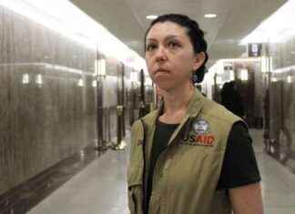 Former USAID Workers Reflect on Life-Saving Missions former-usad-workers-reflect-on-life-saving-missions
