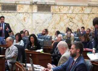 House Advances Approval of Blueprint Education Plan house-advances-approval-of-blueprint-education-plan