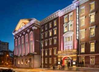 Baltimore Center Stage: Artistic Expression for Young Detainees baltimore-center-stage-artistic-expression-for-young-detainees