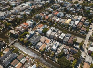 What Is Suburban Area? Discover Surprising Facts and Benefits