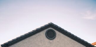 Suburban Vs Yukon XL: Which Powerful SUV Dominates The Roads?