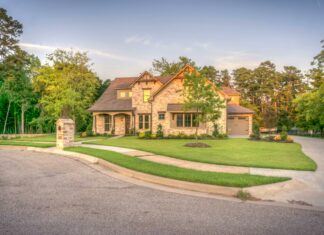 Suburban Chrysler Garden City: Discover Unmatched Deals Today!