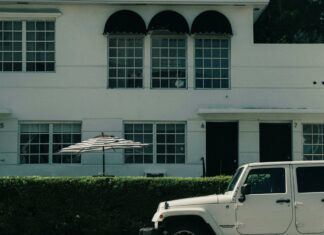 Suburban Chrysler Dodge Jeep Ram: Why It’s The Ultimate Choice?