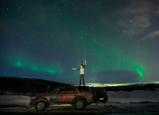 Yukon XL Vs Suburban: Which Powerful SUV Dominates the Road?